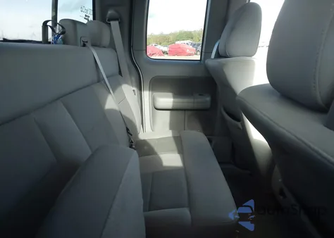 2004 Ford F-150 Fx4/Xlt from USA, damaged, VIN 1FTPX04504KD79155